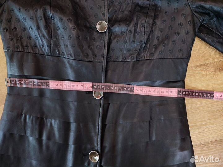 Кожаный плащ женский 44