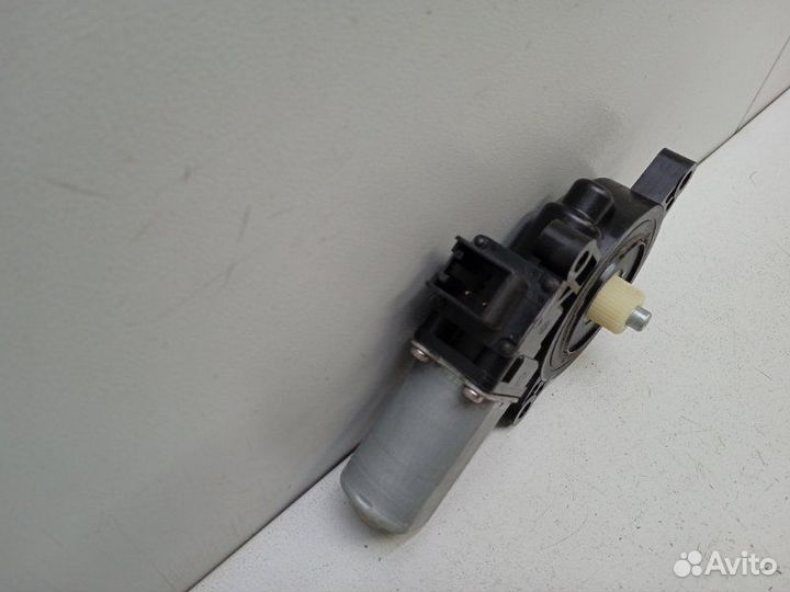 Моторчик стеклоподъемника правый Mazda Mazda6 GJ