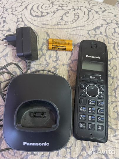 Радиотелефон panasonic