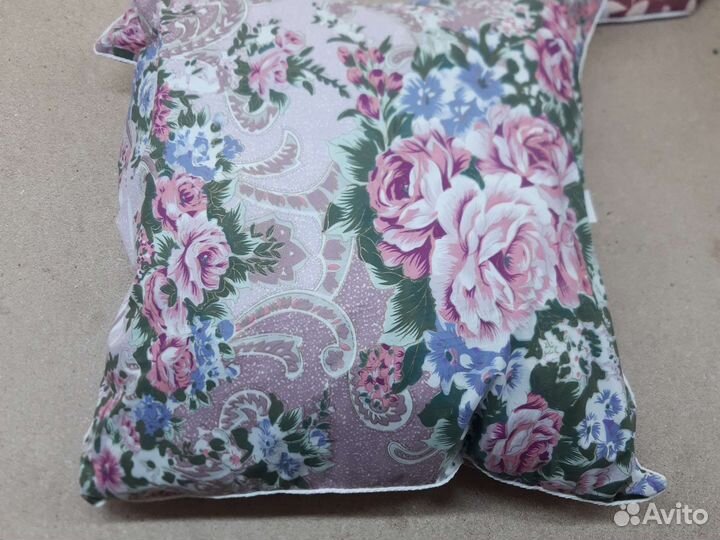 Подушка пухоперовая 70х70