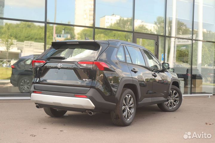 Toyota RAV4 2.0 CVT, 2024