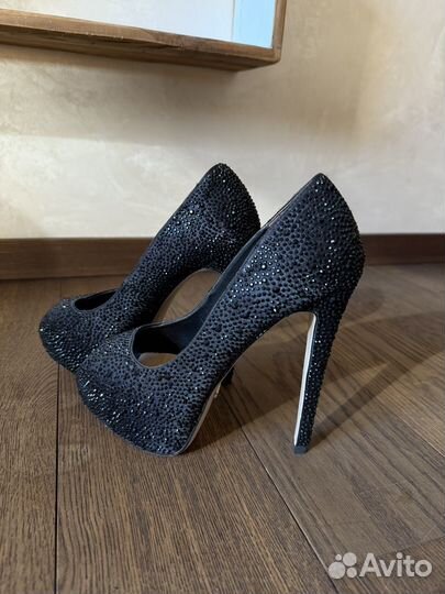 Туфли вечерние Vitacci 36