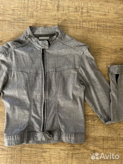 Джинсовая куртка женская