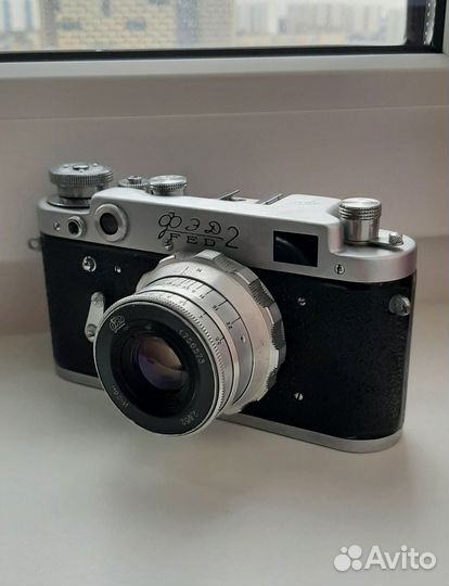Плёночный фотоаппарат фэд-2