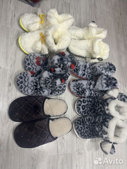 Теплые тапочки чуни