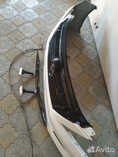 Переднии Бампер camry 50