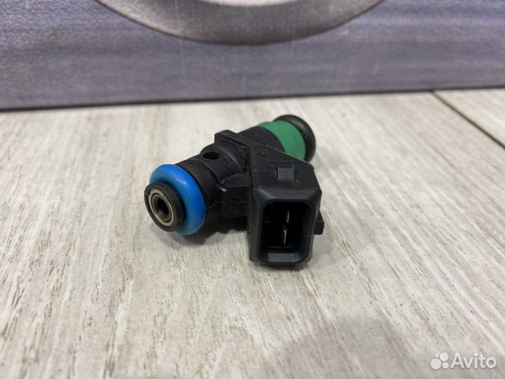 Форсунка топливная Nissan almera G15