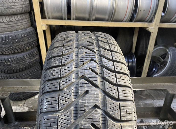 Pirelli Winter 210 SnowControl Serie III 195/50 R15 99V
