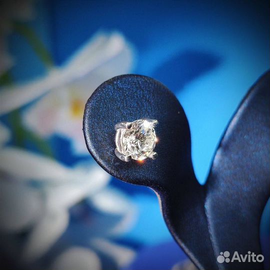 Бриллиантовые серьги 1.40 карат