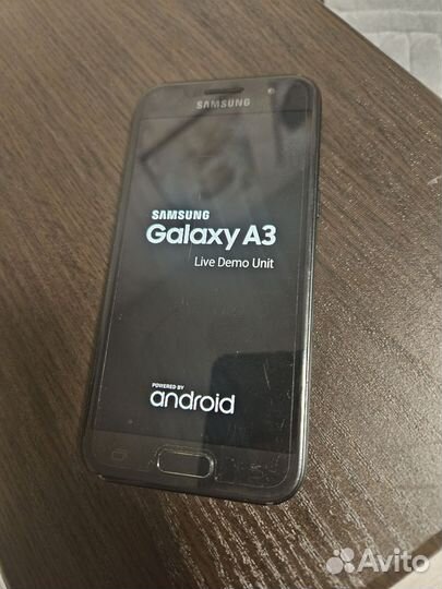 Samsung Galaxy A3 (2017) SM-A320F/DS, 2/16 ГБ