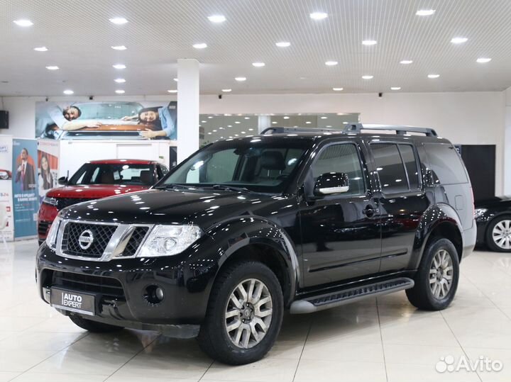 Nissan Pathfinder 2.5 AT, 2012, 193 000 км