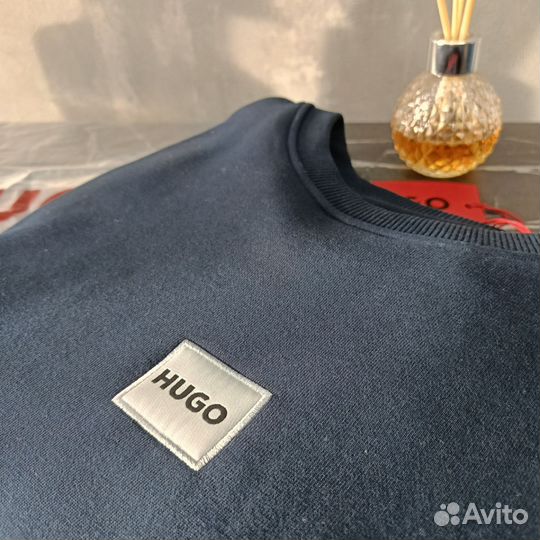 Hugo boss свитшот