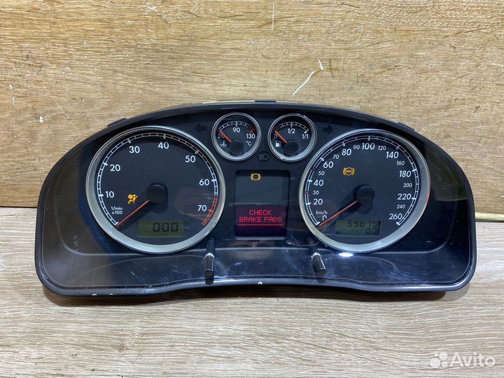 Панель приборов VW Passat B5 + бензин 1121111