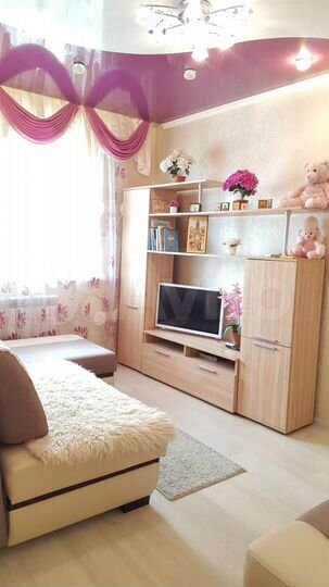 2-к. квартира, 53 м², 1/3 эт.