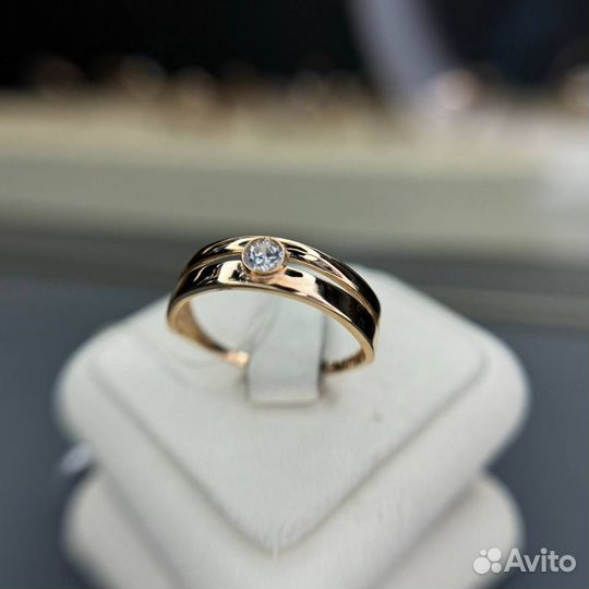 Золотое кольцо 585 пробы золото