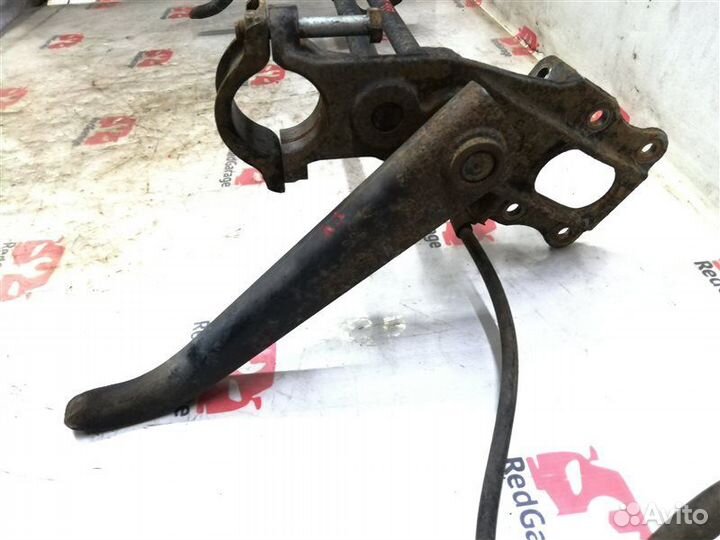 Механизм подъема кабины Mitsubishi Fuso Fighter