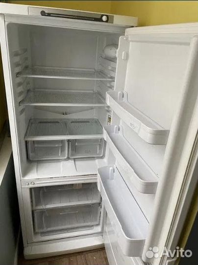 Холодильник indesit б\у с гарантией