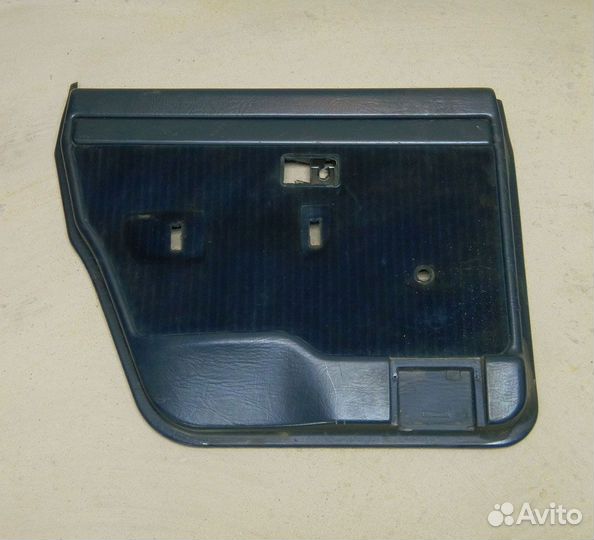 Обшивка двери задней левой Audi 100 C3