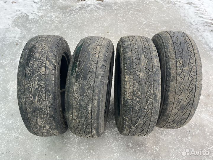 Pirelli Scorpion 225/65 R17