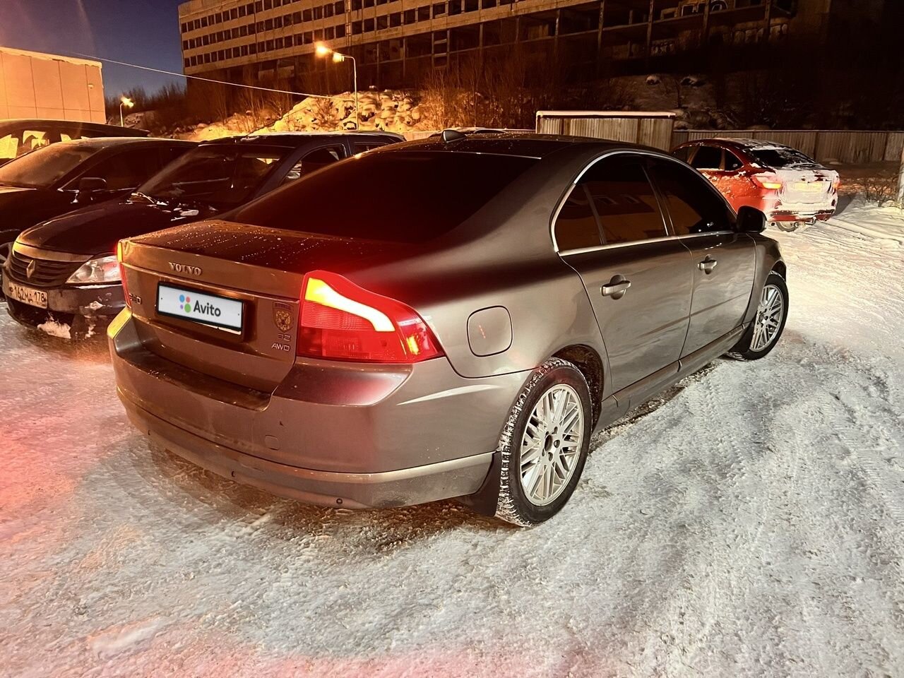 Volvo S80: фото владельца