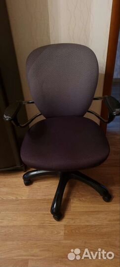 Компьютерное кресло (кресло руководителя)