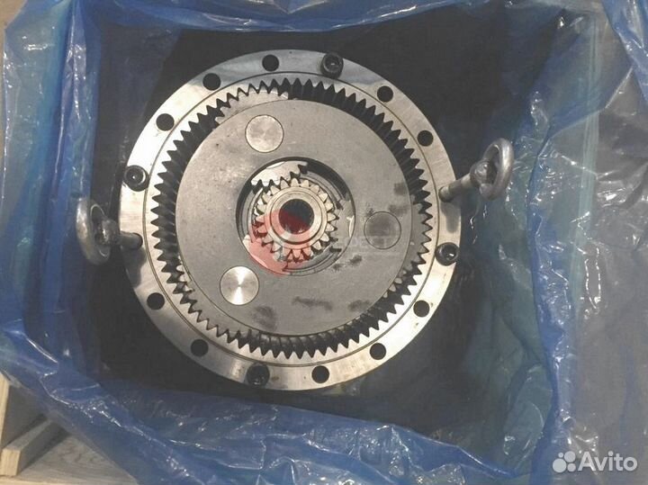 Редуктор поворота CAT 325CFM