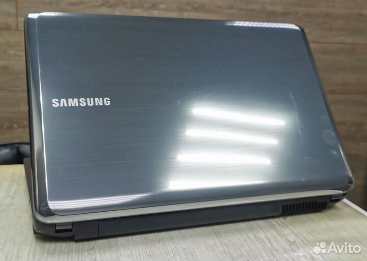 Ноутбук Samsung 2ух ядерный, 4/250гб, подойдет для