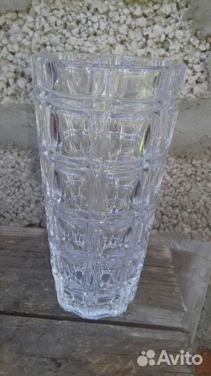 Хрустальная ваза