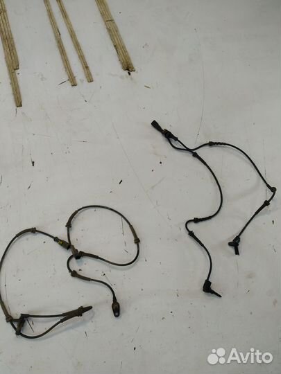 Renault Duster Провод датчика ABS