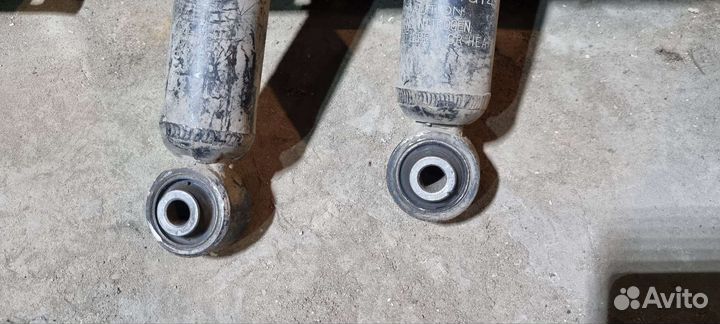 Амортизаторы Toyota Crown 151 mark 2 100