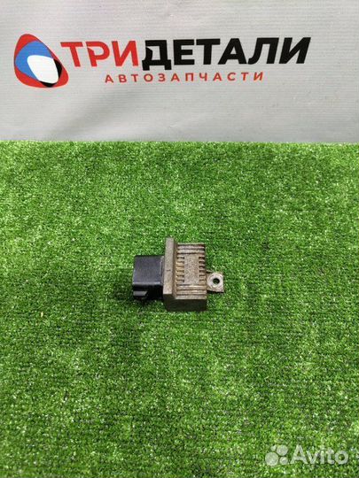 Реле свечей накала Renault Megane универсал 1.5
