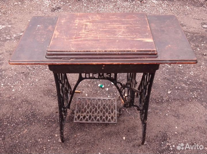 7 станин от швейных машин