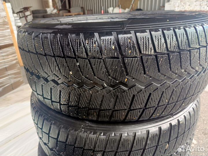 Vredestein Nord-Trac 2 225/50 R17 98H