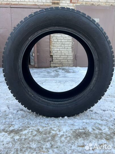 Pirelli Ice Zero 255/55 R20 110M