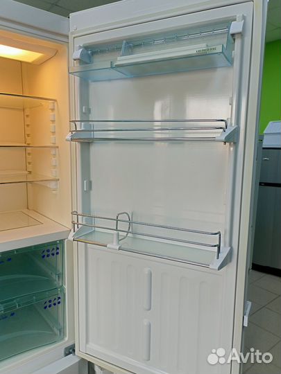 Холодильник liebherr