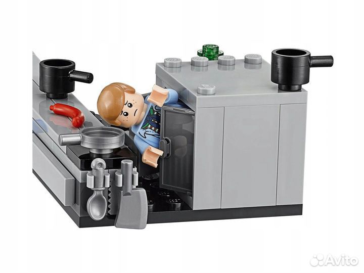 Конструктор Dinosaur World Охота на Рапторов