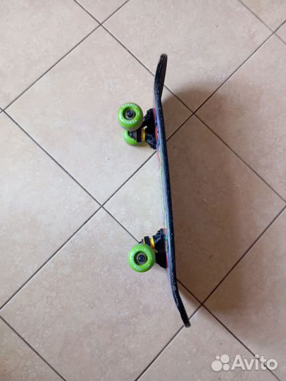 Скейт борд компании Termit с шершавым верхом