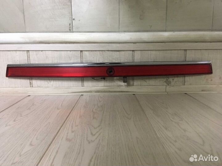 Накладка крышки багажника Chevrolet Epica V250