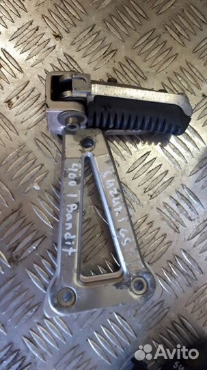 Кронштейн подножки Suzuki GSF 400 1 gsf400 1