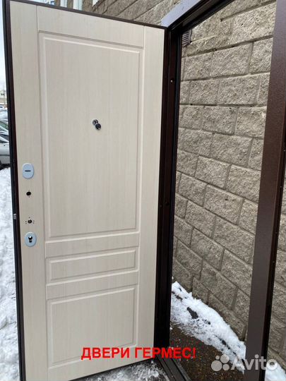 Металлическая входная дверь с установкой в подарок