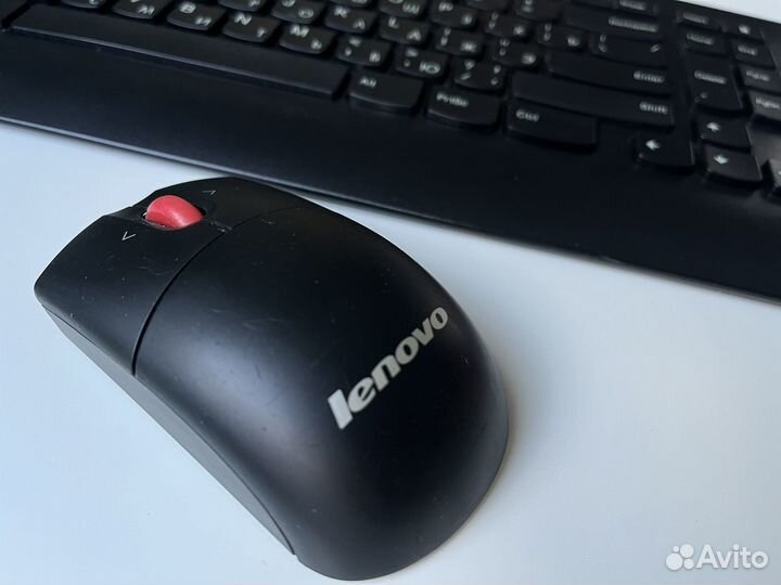 Беспроводная клавиатура и мышь Lenovo