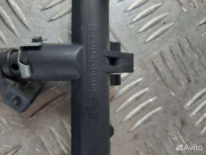 Топливная рампа Renault Scenic 2 минивен 1.6