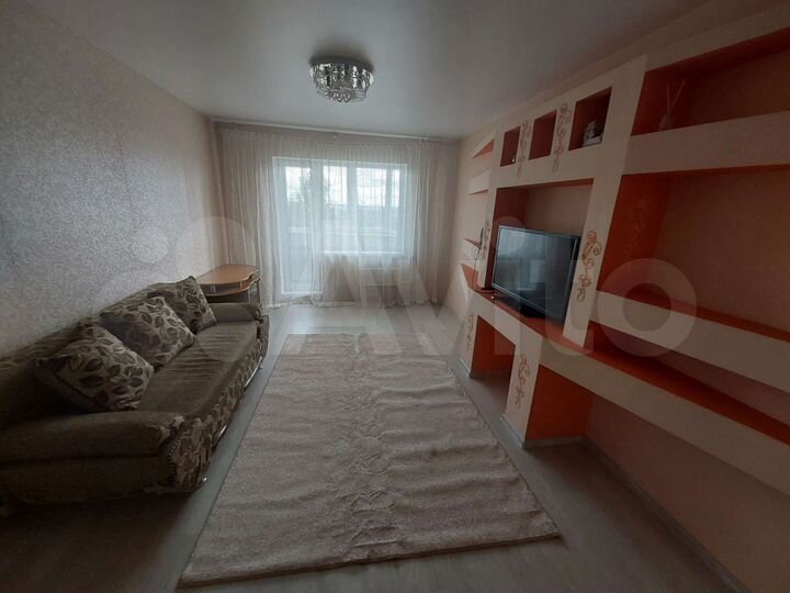 2-к. квартира, 52 м², 8/9 эт.