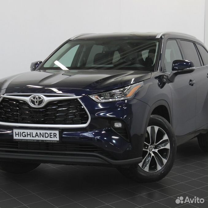 Toyota highlander 2011. Toyota highlander u50 2015. Тойота хайлендер тюмени. Тойота хайлендер тюмени. Тойота highlander серебристый.