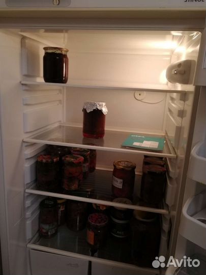 Холодильник бу stinol