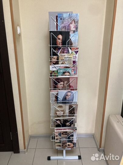 Подставка для журналов (стойка для буклетов)