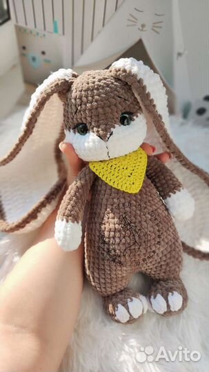 Вязаные игрушки зайка