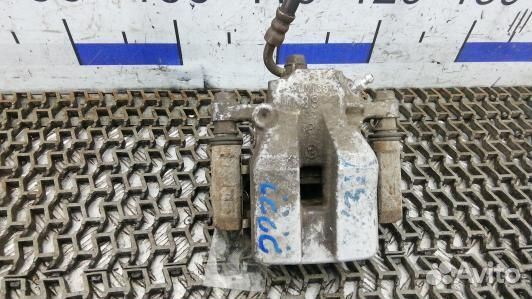 Суппорт тормозной задний правый toyota RAV 4 ZSA3