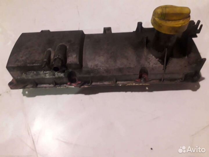 Клапаная крышка renault logan