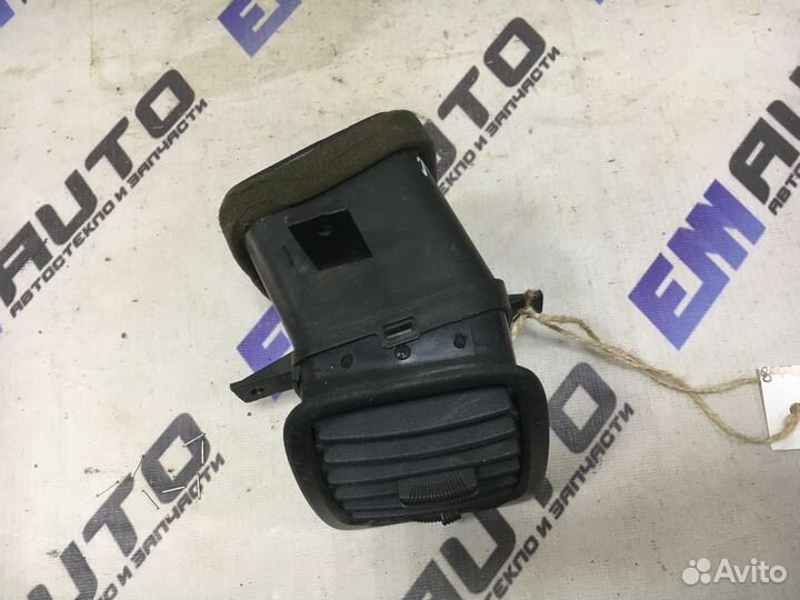 Дефлектор воздушный правый Хендай Соната